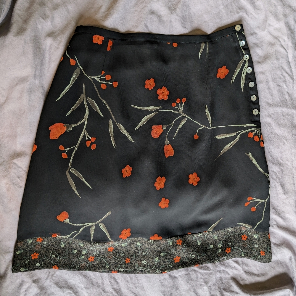 InWear skirt w/ poppy design Size UK 10/US 4-6.